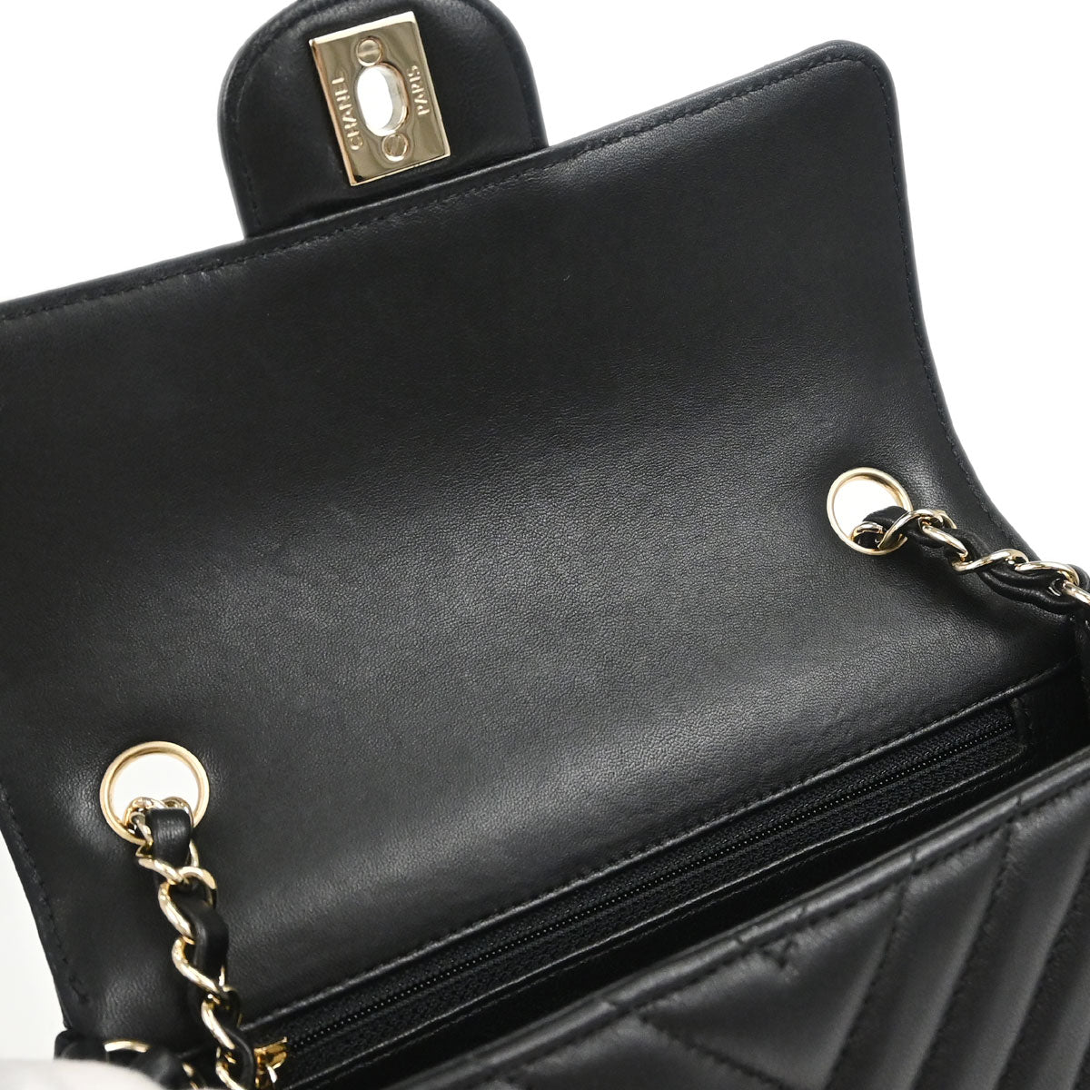 Chanel Black Lambskin Chevron Single Flap Shoulder Bag