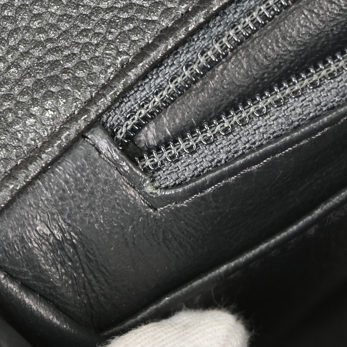 Chanel 2018 Gray Caviar Skin Mini Classic Square Flap Shoulder Bag 17