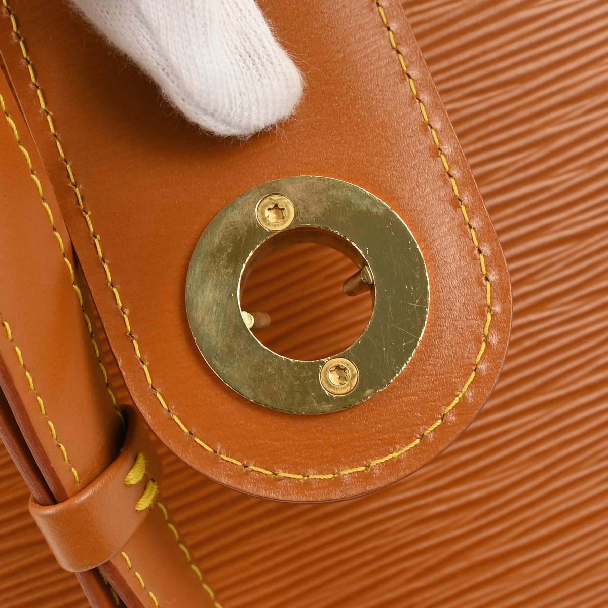 Louis Vuitton Brown Epi Cluny Shoulder Bag M52258