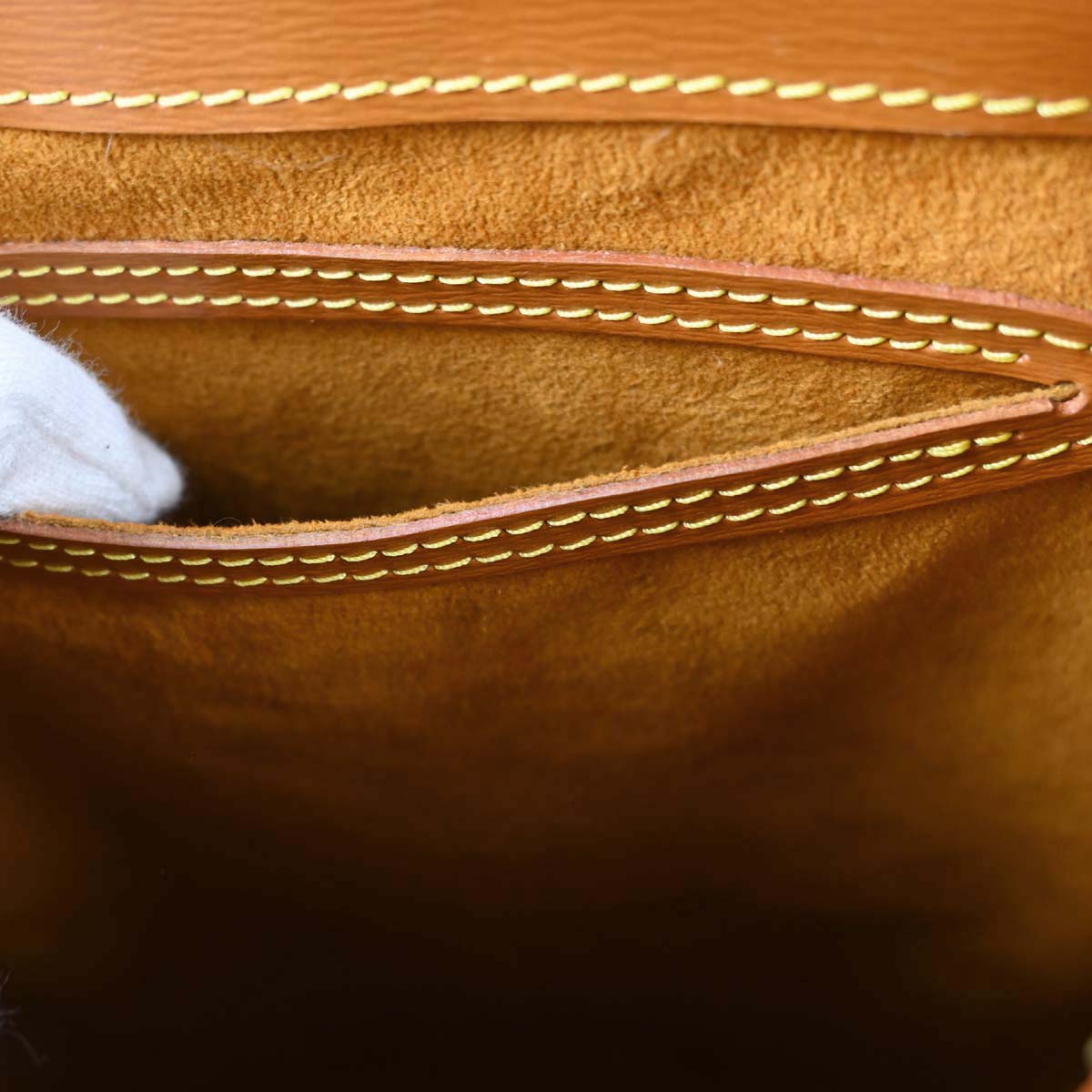 Louis Vuitton Brown Epi Cluny Shoulder Bag M52258