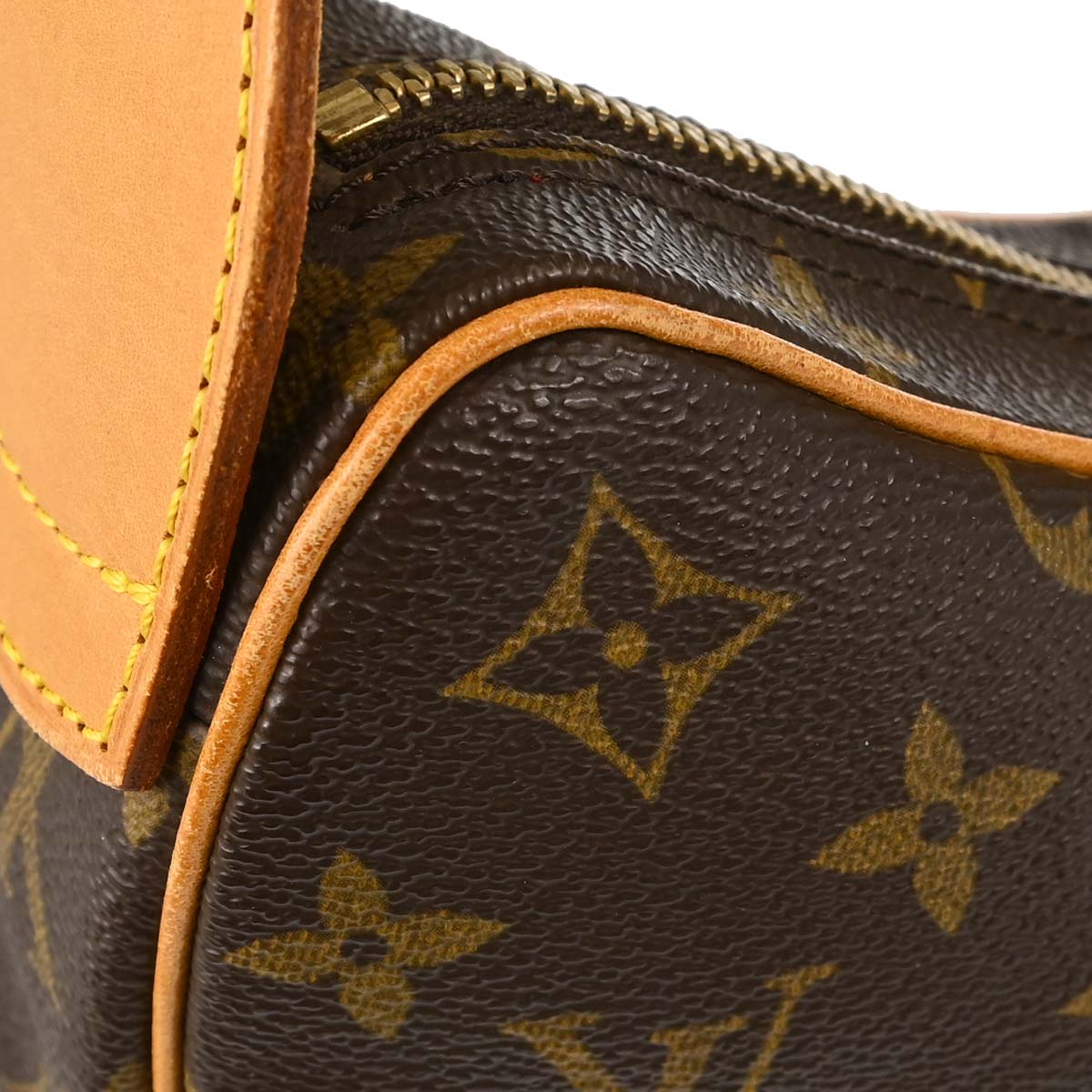 Louis Vuitton Monogram Croissant MM Handbag M51512