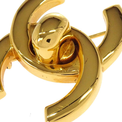 Chanel Turnlock Brooch Pin Gold Small 96P