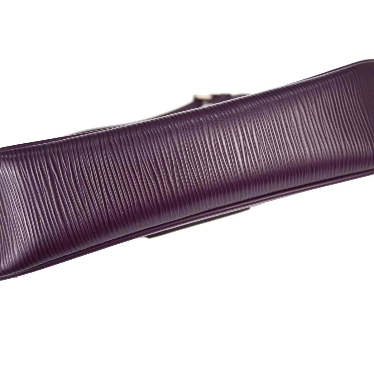 Louis Vuitton Purple Epi Pochette Montaigne Handbag M5929K
