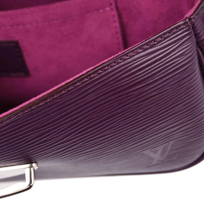 Louis Vuitton Purple Epi Pochette Montaigne Handbag M5929K