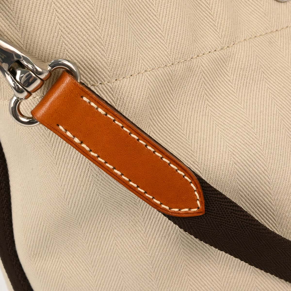 Hermes Beige Toile Chevron Sac de Pansage Bucket Shoulder Bag