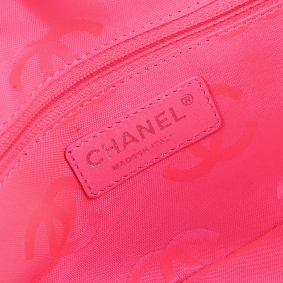 Chanel 2005-2006 Black Calfskin Cambon Ligne Handbag