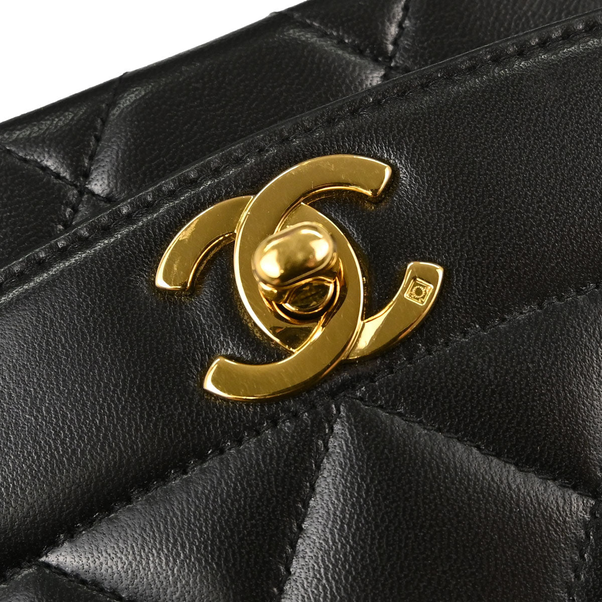 Chanel 1994-1996 Black Lambskin Medium Diana Shoulder Bag