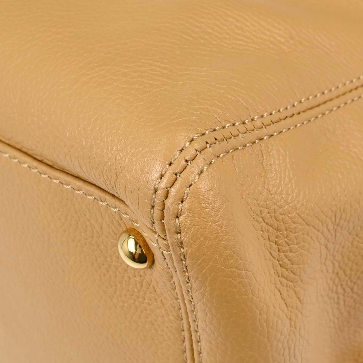 Chanel 2004-2005 Beige Calfskin Executive Cerf 2way Shoulder Tote Bag