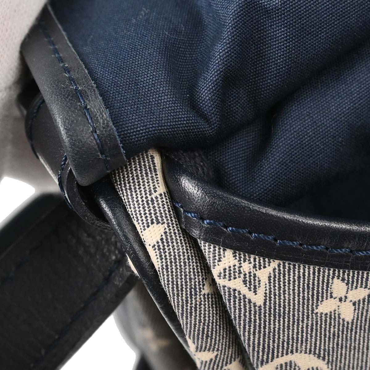 Louis Vuitton 2012 Gray Monogram Idylle Saumur PM Shoulder Bag M40666