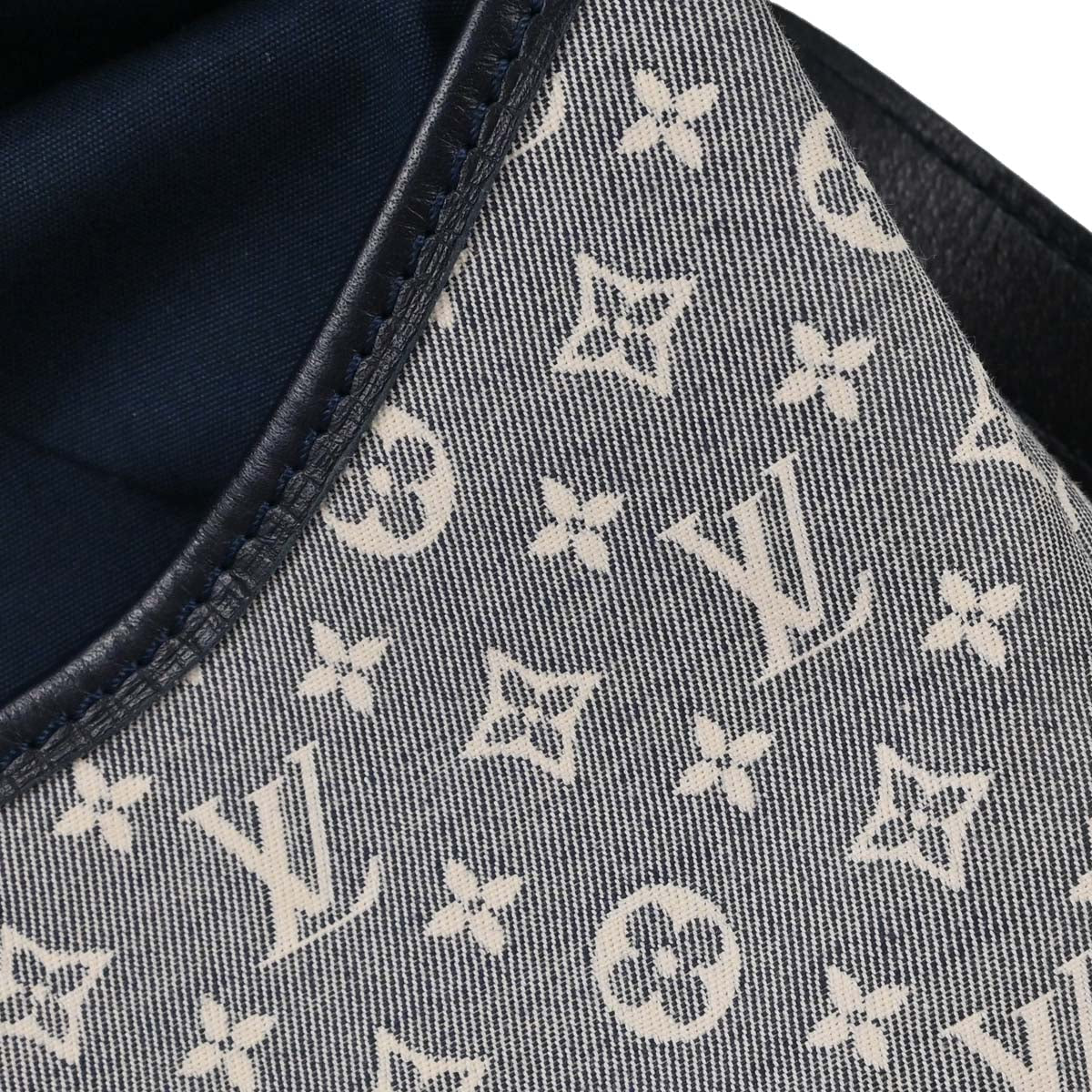 Louis Vuitton 2012 Gray Monogram Idylle Saumur PM Shoulder Bag M40666