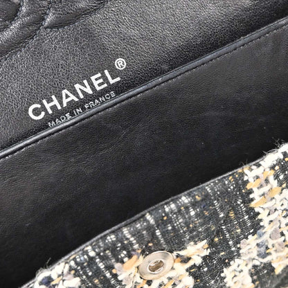 Chanel 2005-2006 Beige Black Tweed Medium Classic Double Flap Shoulder Bag