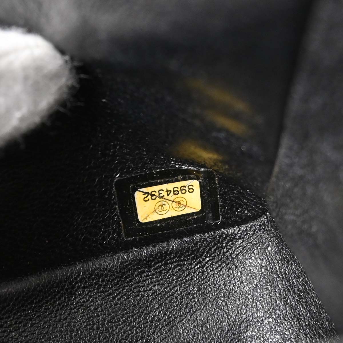 Chanel 2005-2006 Beige Black Tweed Medium Classic Double Flap Shoulder Bag