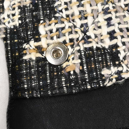 Chanel 2005-2006 Beige Black Tweed Medium Classic Double Flap Shoulder Bag