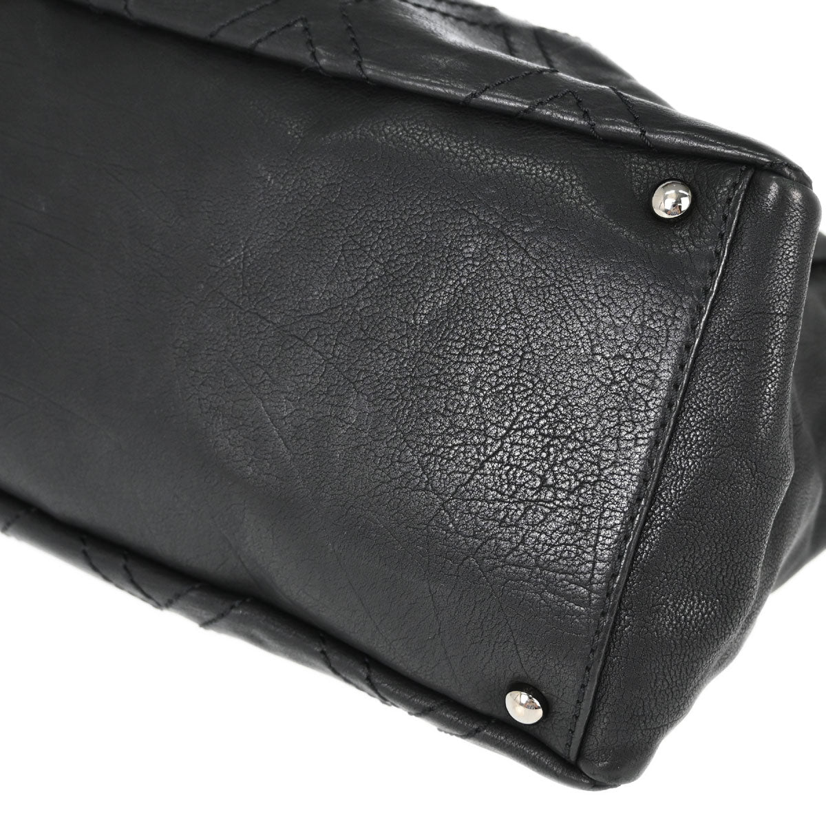 Chanel Black Calfskin Diamond Stitch Tote Handbag