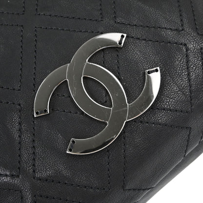 Chanel Black Calfskin Diamond Stitch Tote Handbag