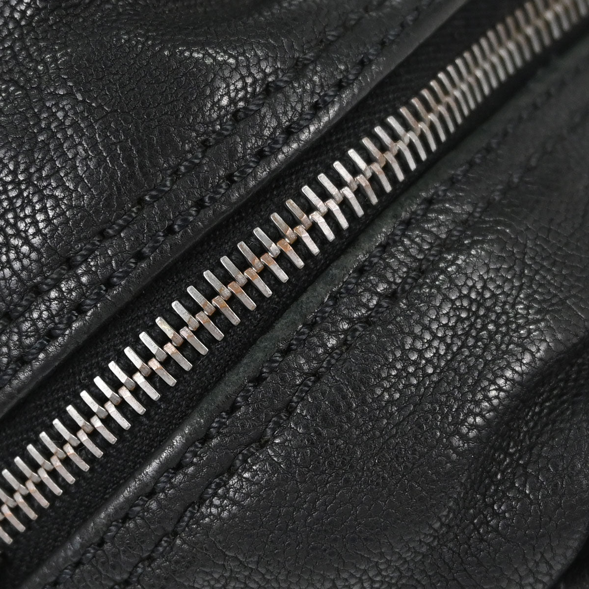 Chanel Black Calfskin Diamond Stitch Tote Handbag