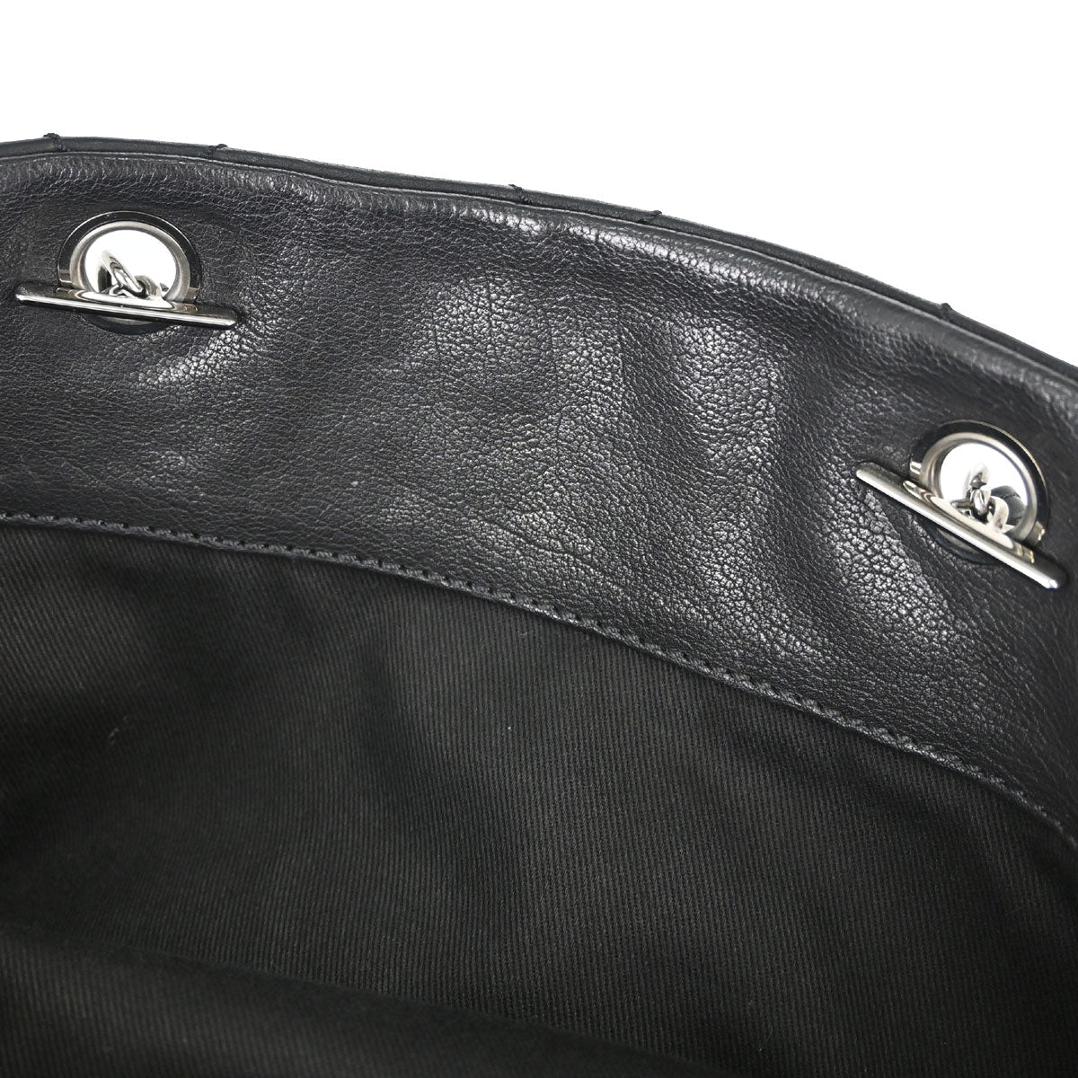 Chanel Black Calfskin Diamond Stitch Tote Handbag