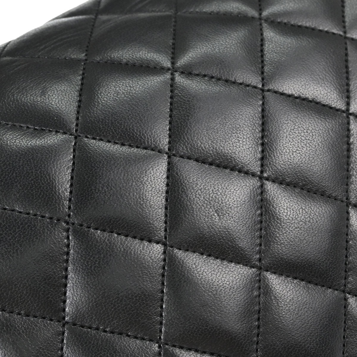 Chanel 1986-1988 Black Lambskin Shoulder Bag