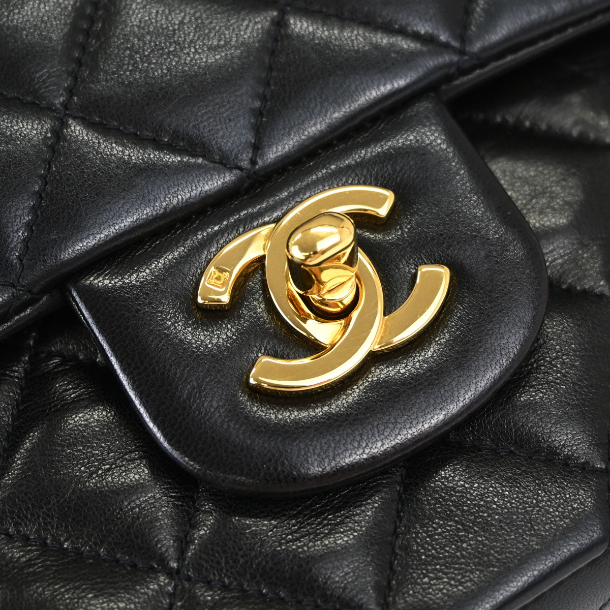 Chanel Black Lambskin Medium Classic Double Flap Shoulder Bag
