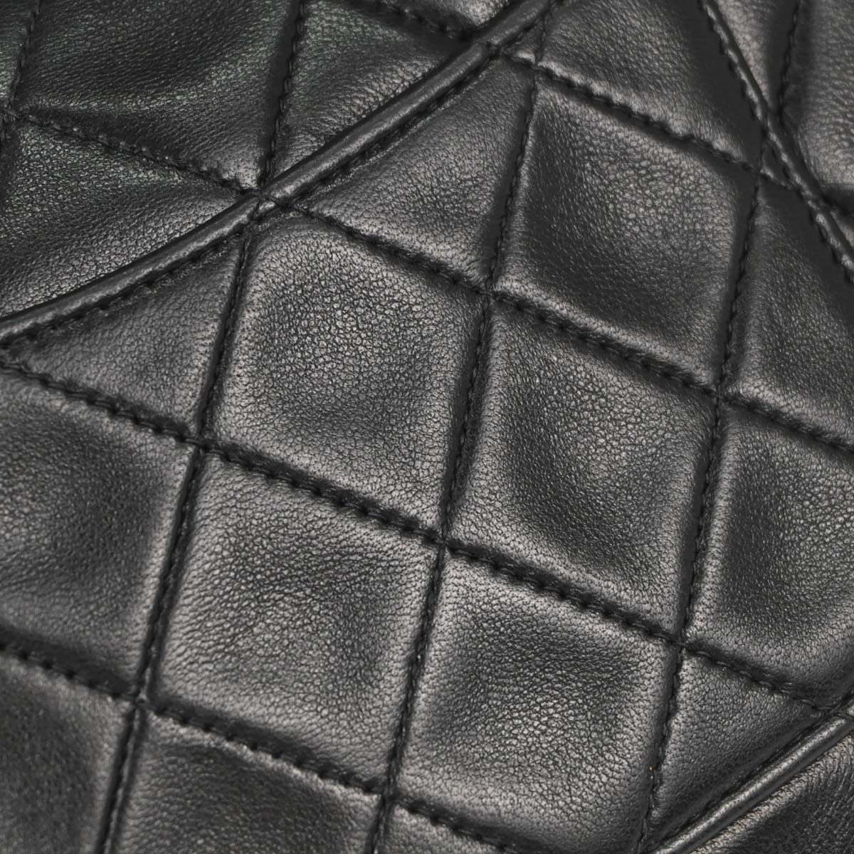 Chanel 1997-1999 Black Lambskin Mini Classic Square Flap Shoulder Bag 17