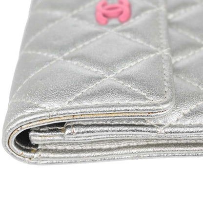 Chanel 2012 Silver Lambskin Cardholder Small Good