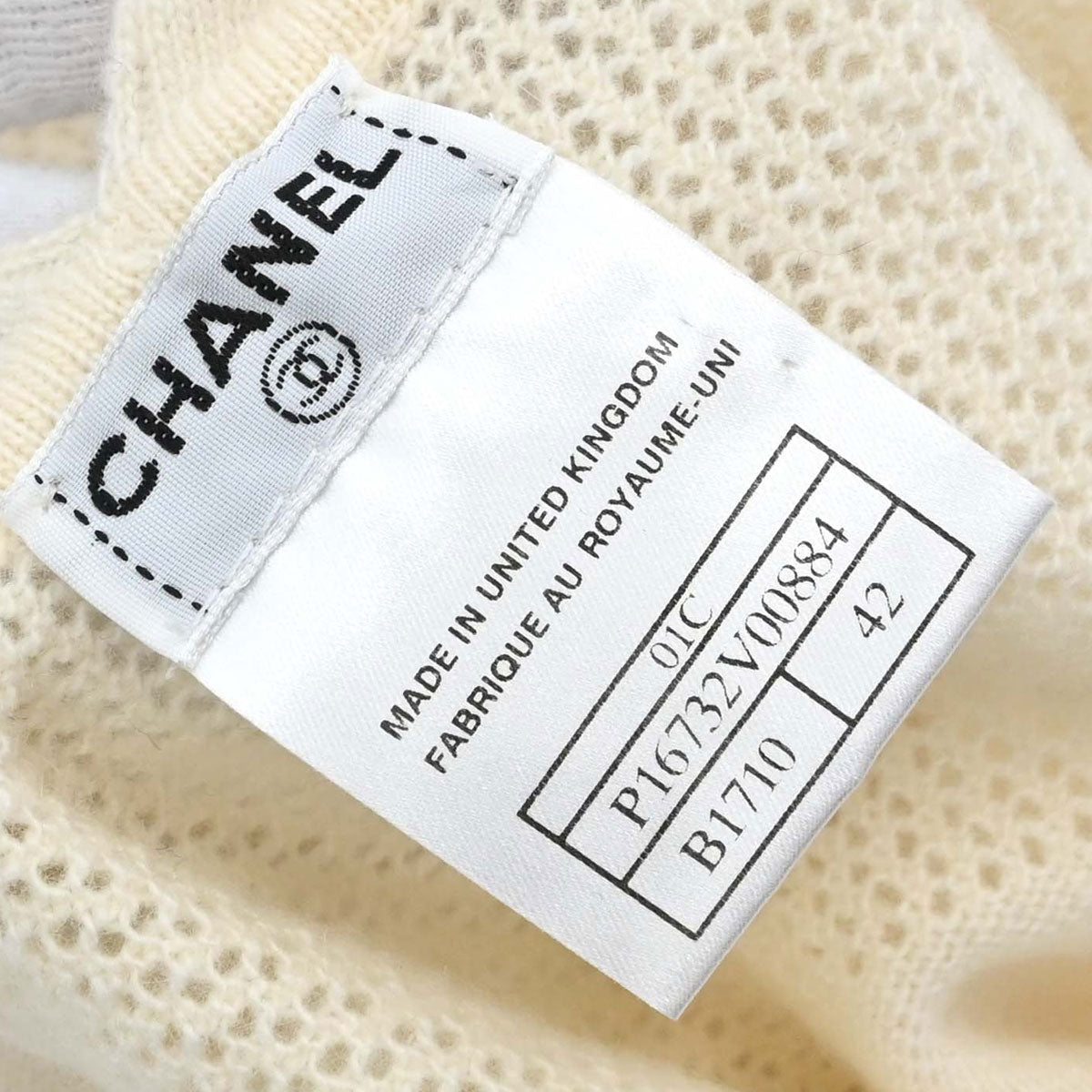 Chanel 2001 Short Sleeve Knit Top Ivory #42