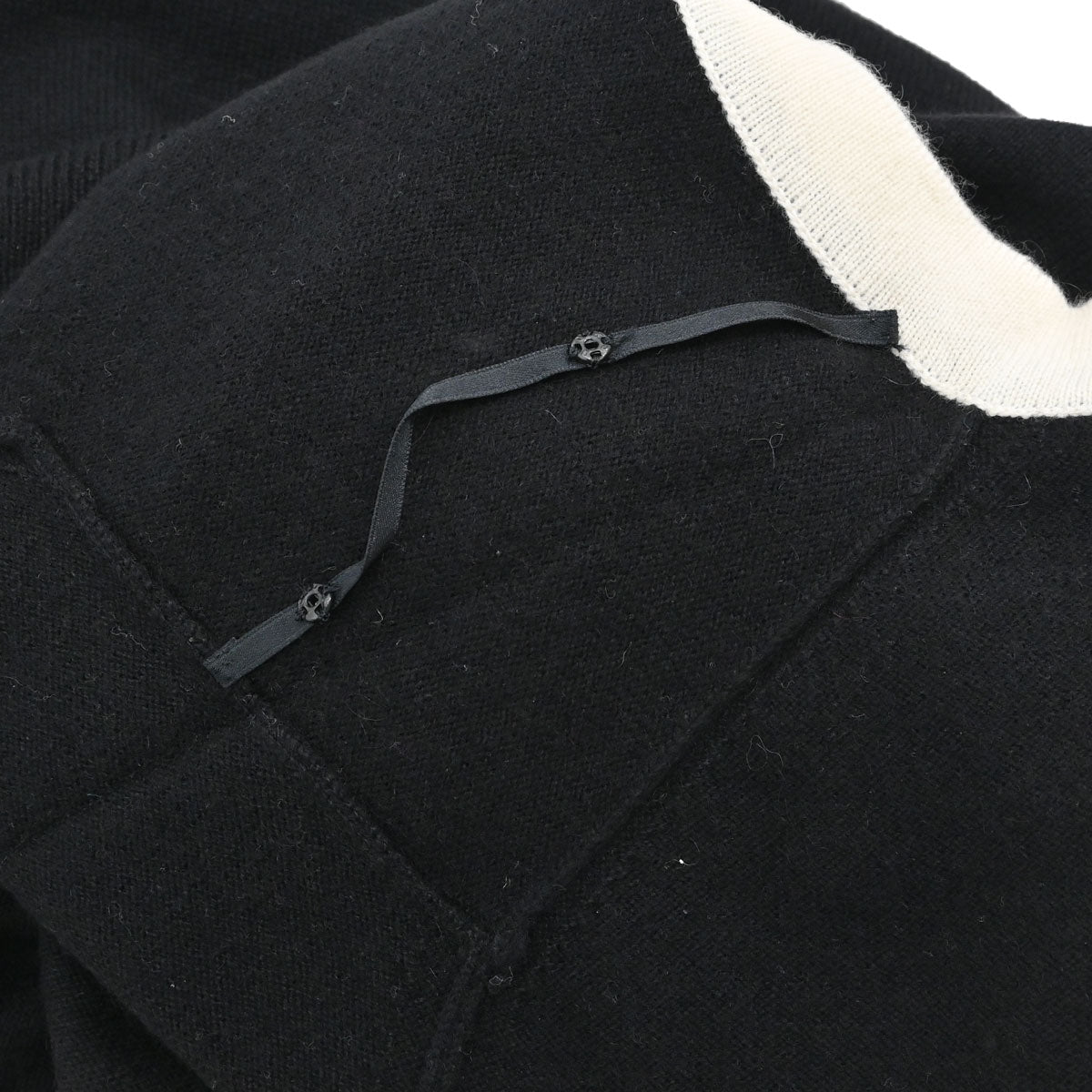 Chanel 1996 Set Cardigan Top Black #44