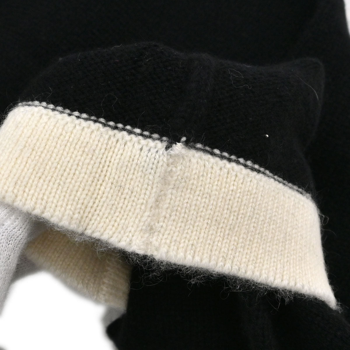 Chanel 1996 Set Cardigan Top Black #44