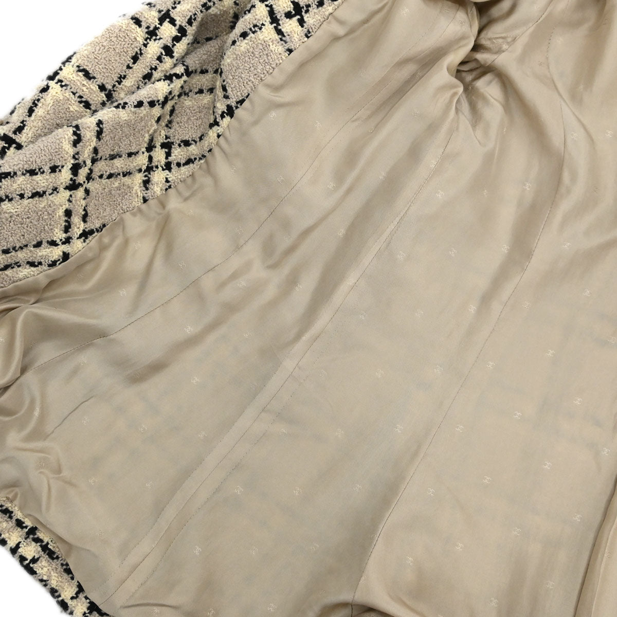 Chanel Jacket Check Tweed Beige Black