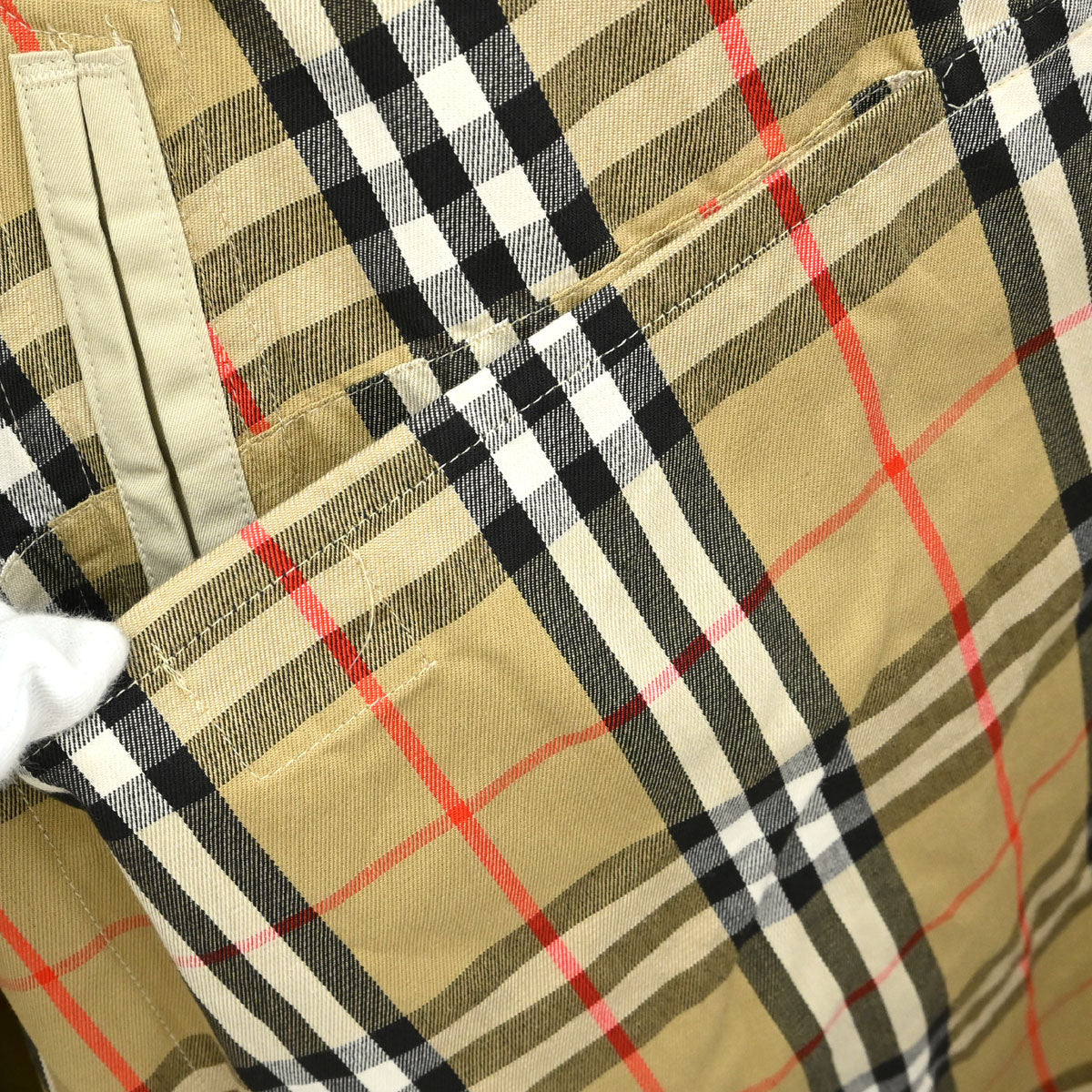 Burberrys Trench Coat Light Beige