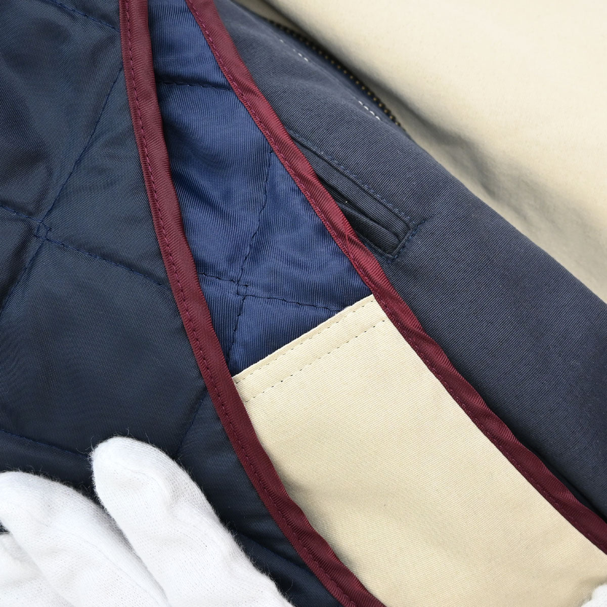 Burberrys Zip Up Hooded Jacket Light Beige #S