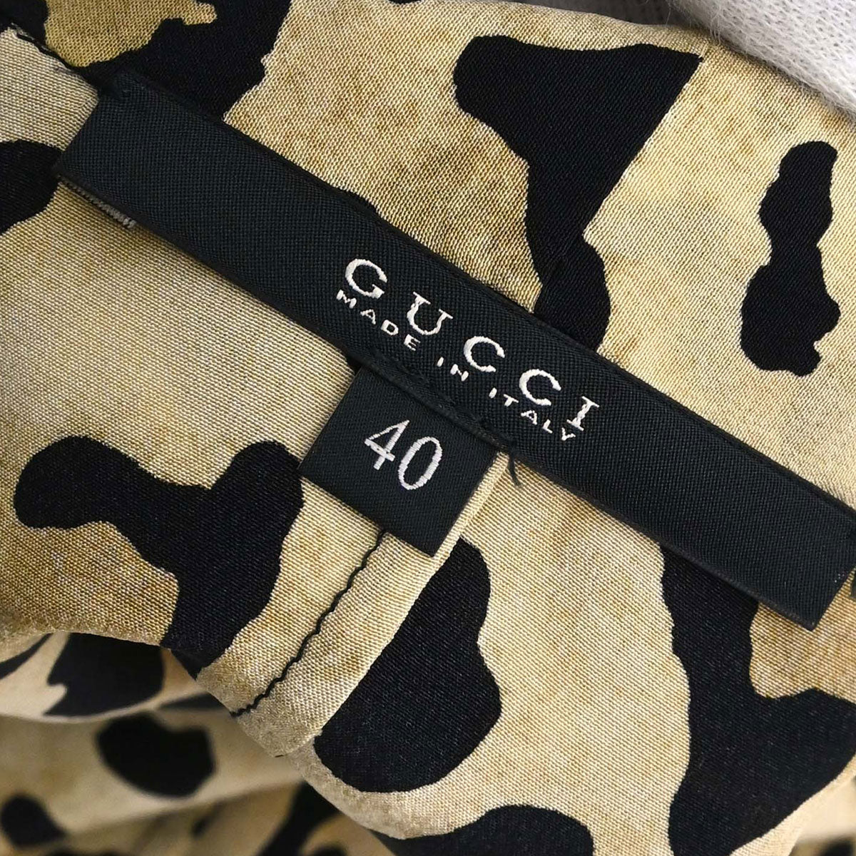 Gucci 2007 Leopard Print Silk Bow-Tie Blouse #40