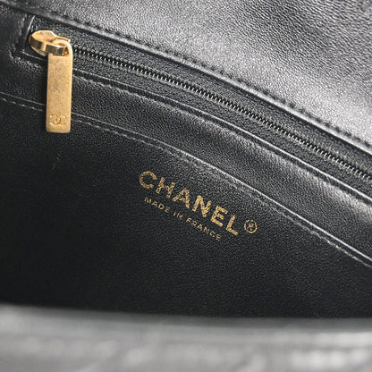 Chanel 2019 Black Lambskin Chevron Mini Classic Square Flap Shoulder Bag 17