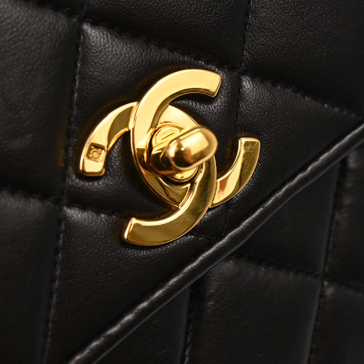 Chanel Black Lambskin Straight Flap Shoulder Bag