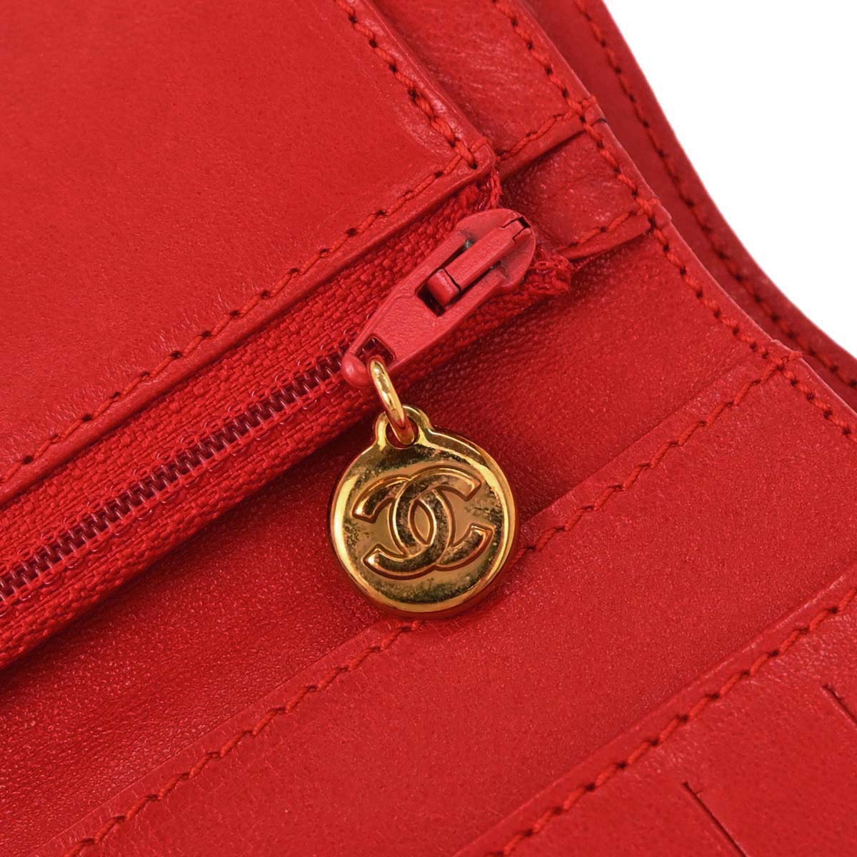 Chanel 1997-1999 Red Caviar Skin Trifold Wallet