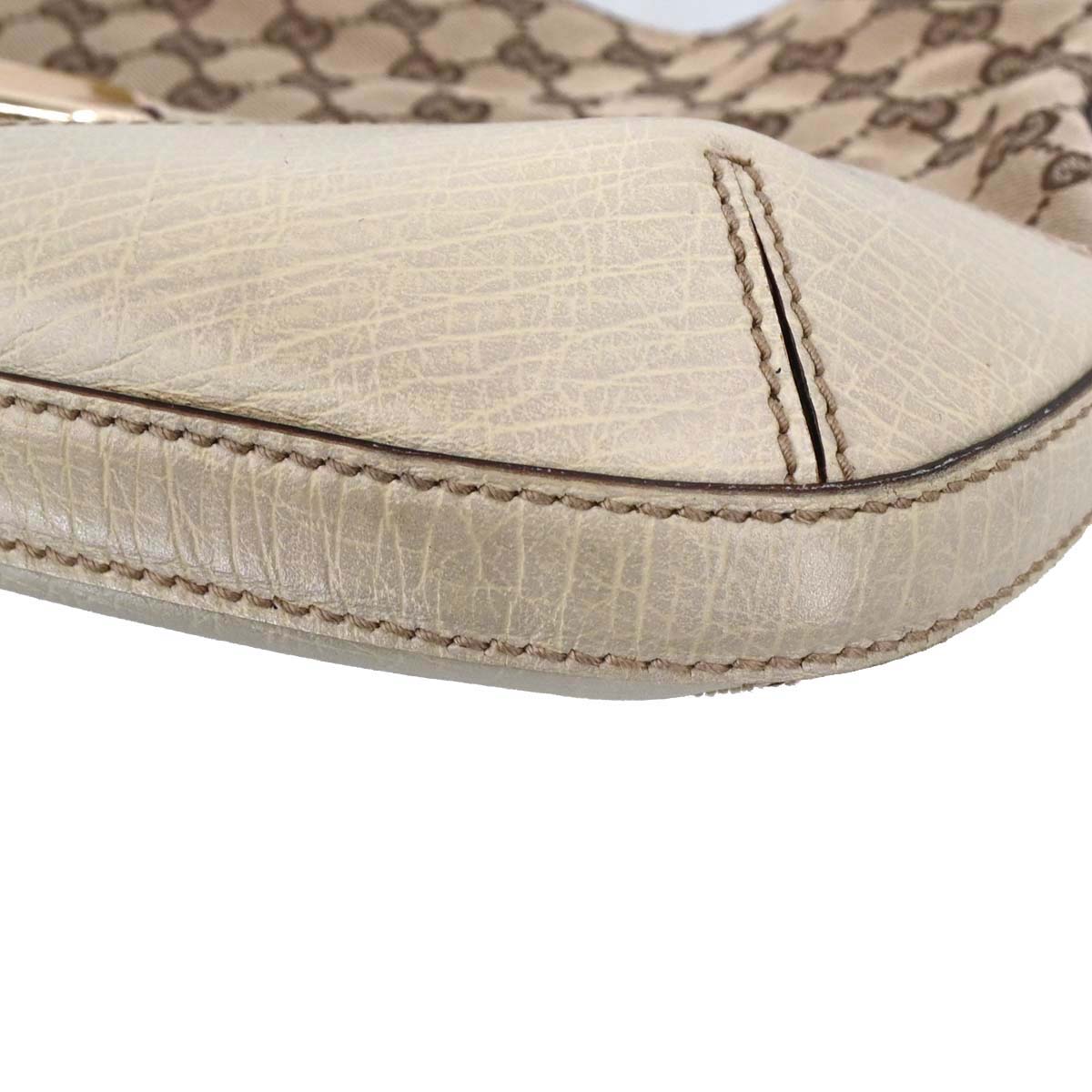 Gucci Beige GG Horsebit Handbag