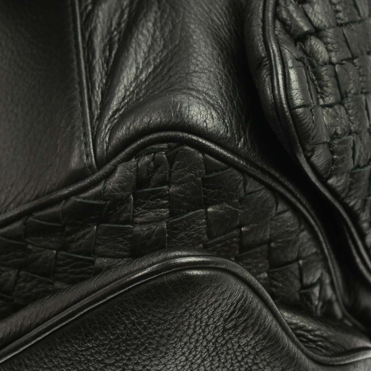 Bottega Veneta Black Leather Intrecciato Handbag
