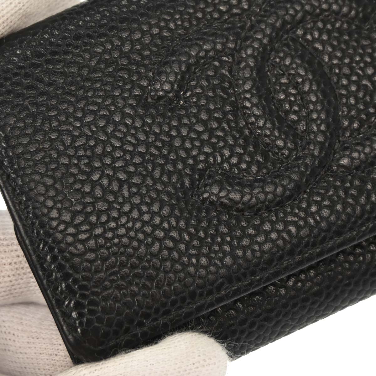 Chanel 2003-2004 Black Caviar Skin Six Hook Key Case Small Good