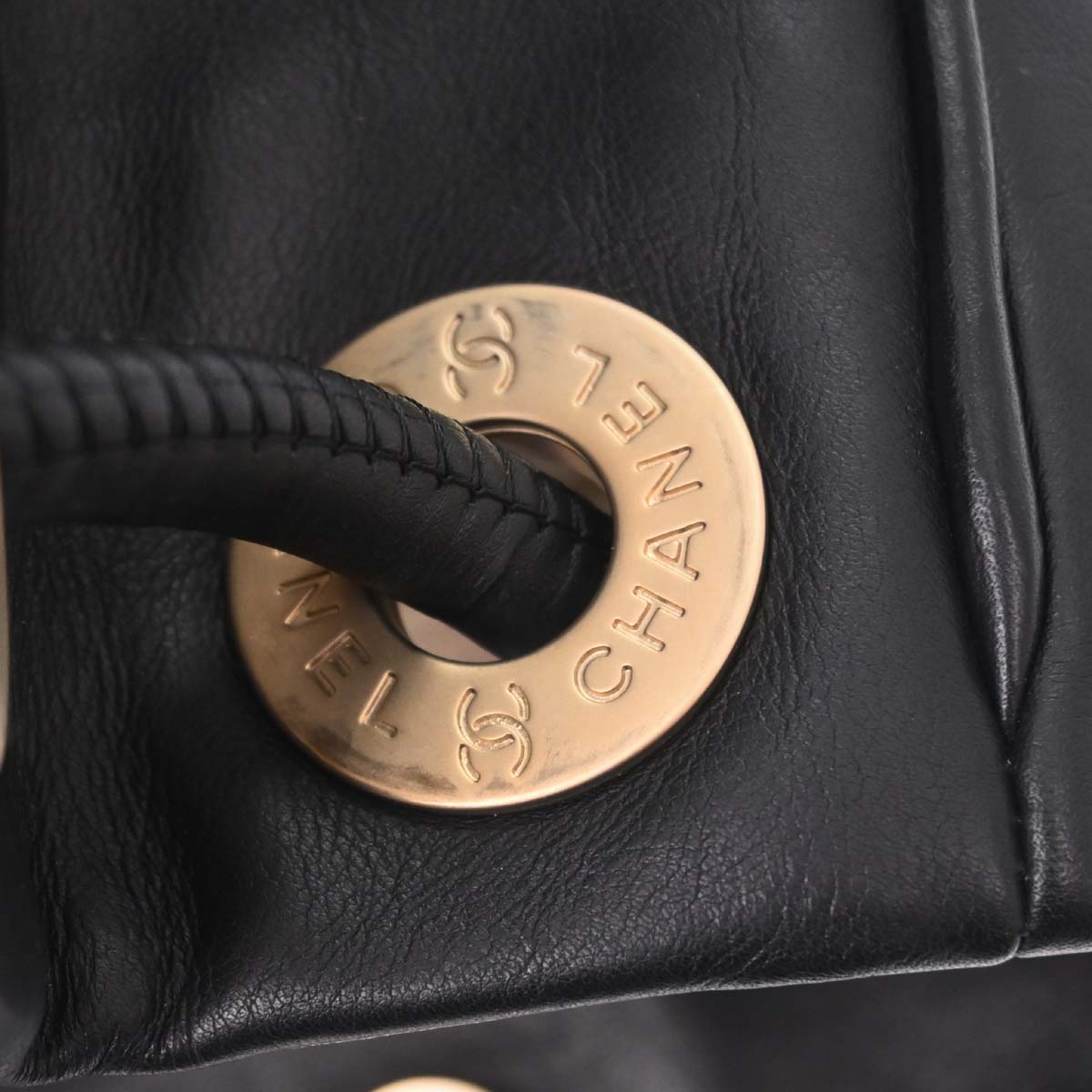 Chanel 2002-2003 Black Lambskin Camellia Tote Bag