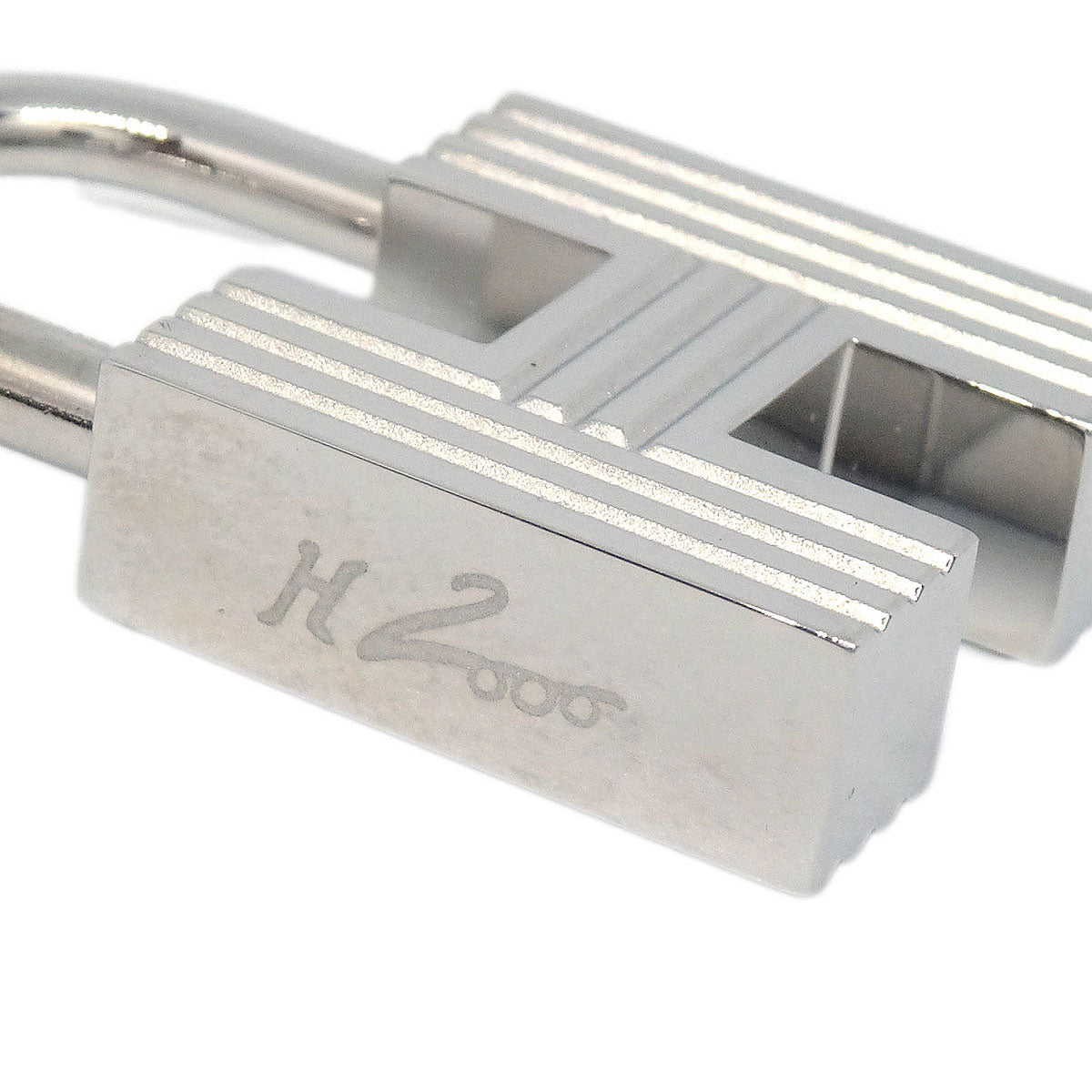 Hermes 2000 Premiers Pas Dans Le Siecle Classic H Cadena Silver