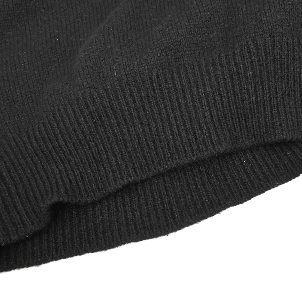 Chanel 1996 Cashmere Zip-up Knit Sweater #44