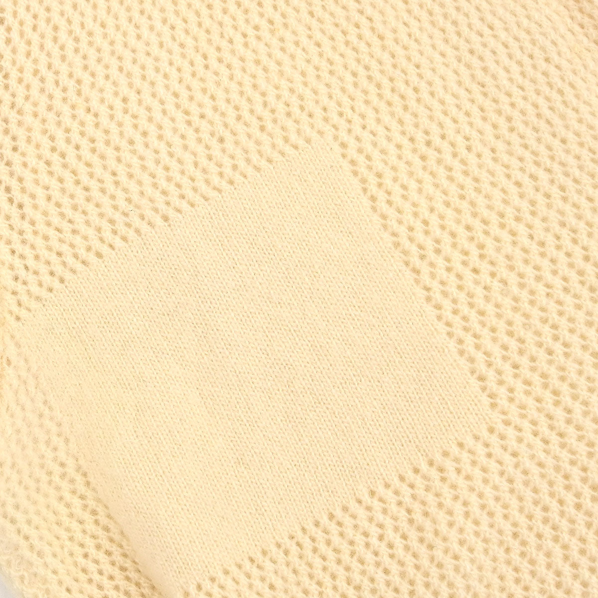 Chanel 2001 Top Ivory #36