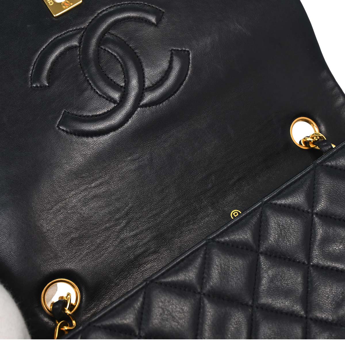 Chanel 1989-1991 Black Lambskin Turnlock Small Full Flap Shoulder Bag