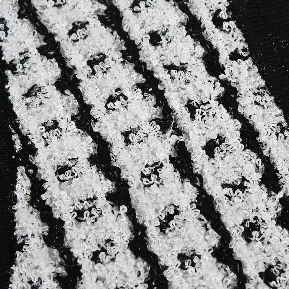 Chanel Sleeveless Top Vest Tweed Sweater Black