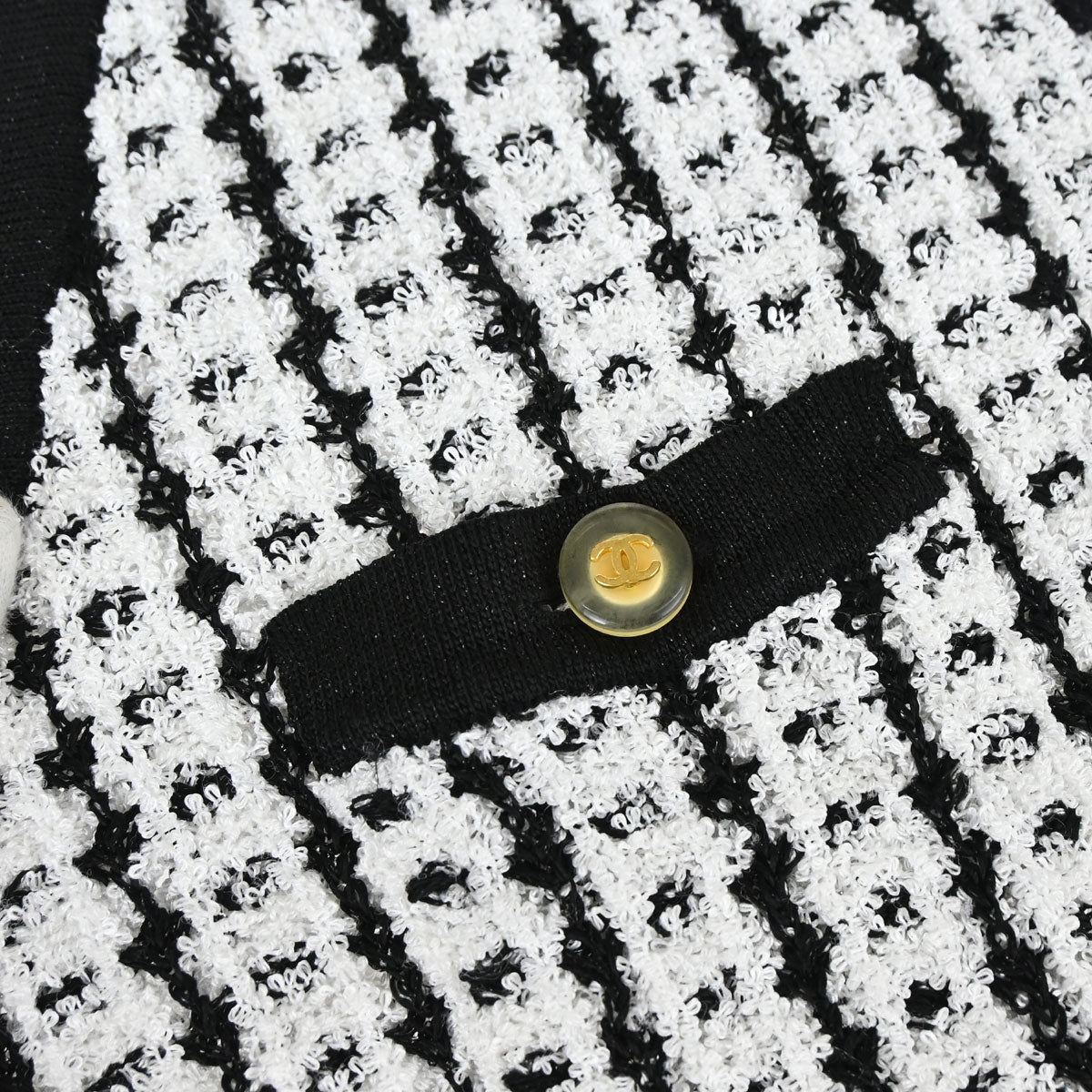 Chanel Sleeveless Top Vest Tweed Sweater Black