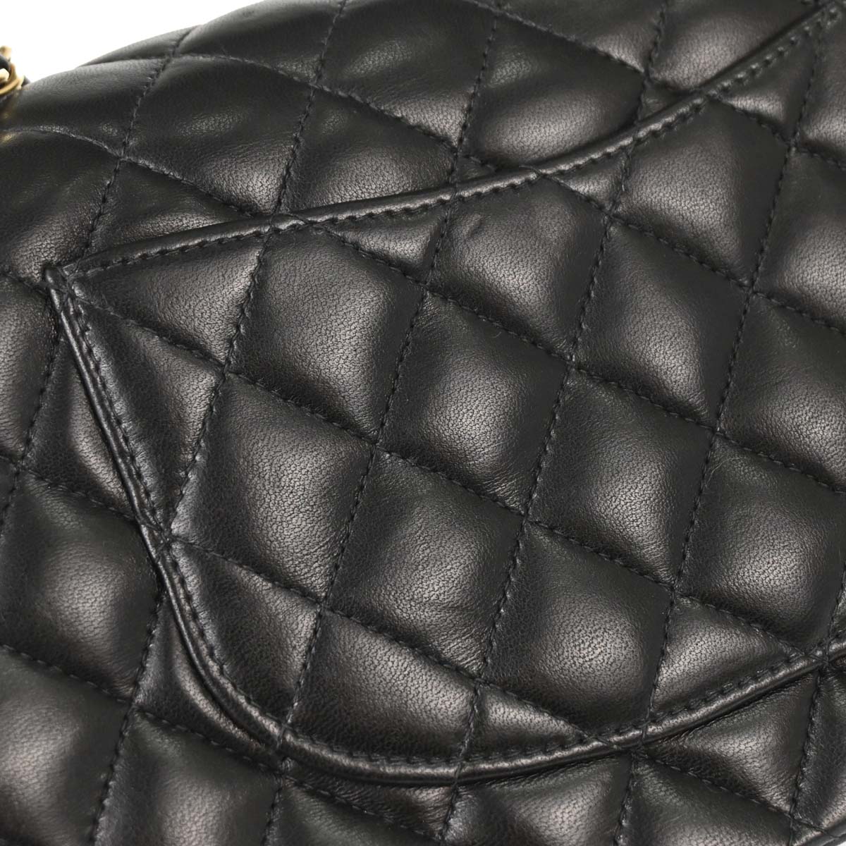Chanel 2002-2003 Black Lambskin Medium Classic Double Flap Shoulder Bag