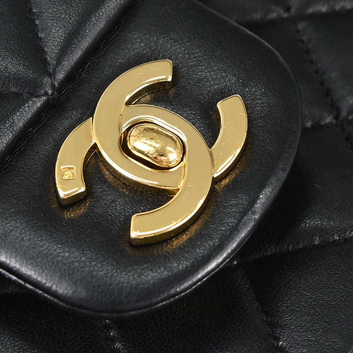 Chanel 2003-2004 Black Lambskin Medium Classic Double Flap Shoulder Bag