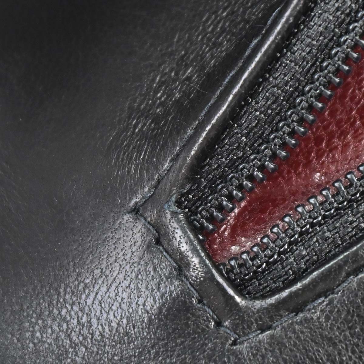 Chanel 2003-2004 Black Lambskin Medium Classic Double Flap Shoulder Bag