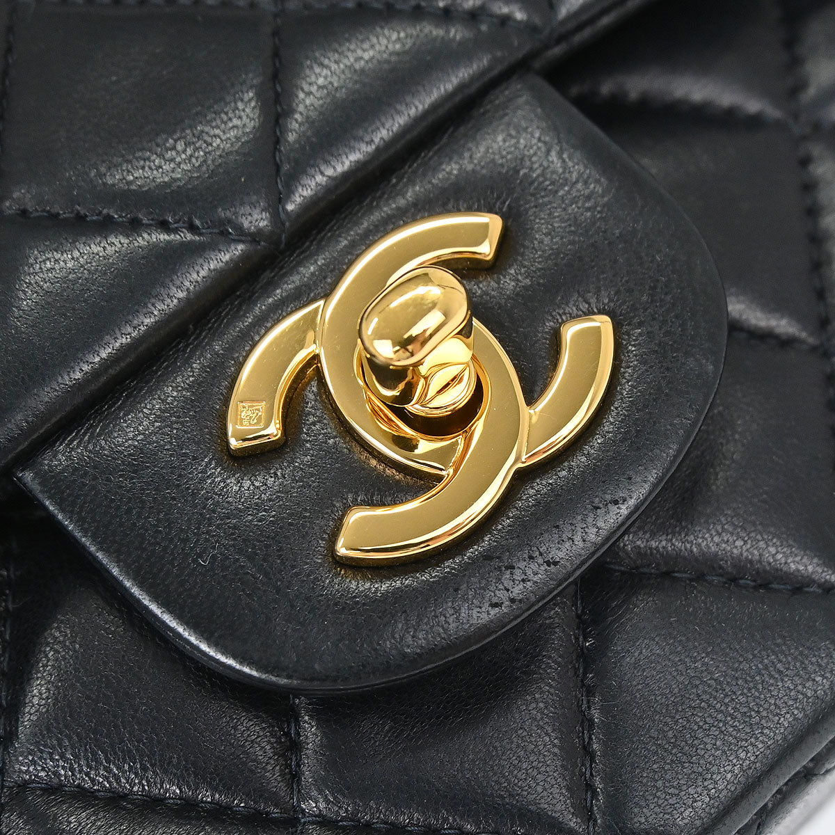 Chanel Black Lambskin Medium Classic Double Flap Shoulder Bag