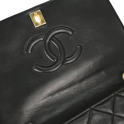 Chanel 1989-1991 Black Lambskin Turnlock Small Full Flap Shoulder Bag